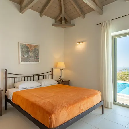 Phaedra, Luxury Private Infinity Pool Sea View Stoupa Villa Exokhórion