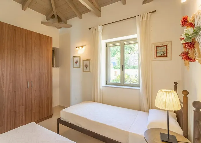 Phaedra, Luxury Private Infinity Pool Sea View Stoupa *